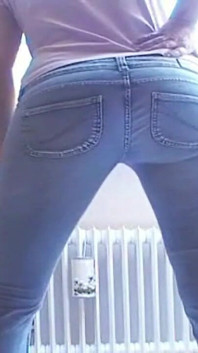 Pee in Jeans