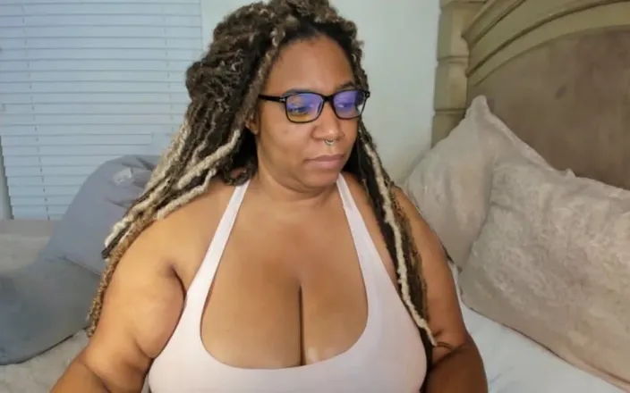 Josie4yourpleasure: Massaging myself with oil in CK lingerie
