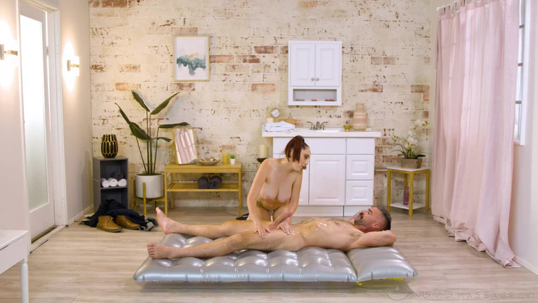 Nuru Massage: Nuru Massagem - Nickey Huntsman ajuda cliente irritado a deixar o...