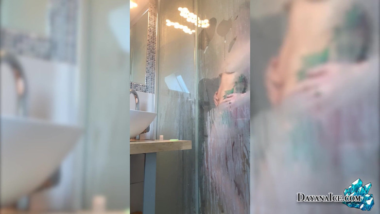 Dayana Ice: Natural tits babe jerk off in shower