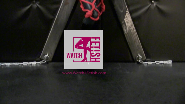 Watch4fetish: Attachée avec des cordes