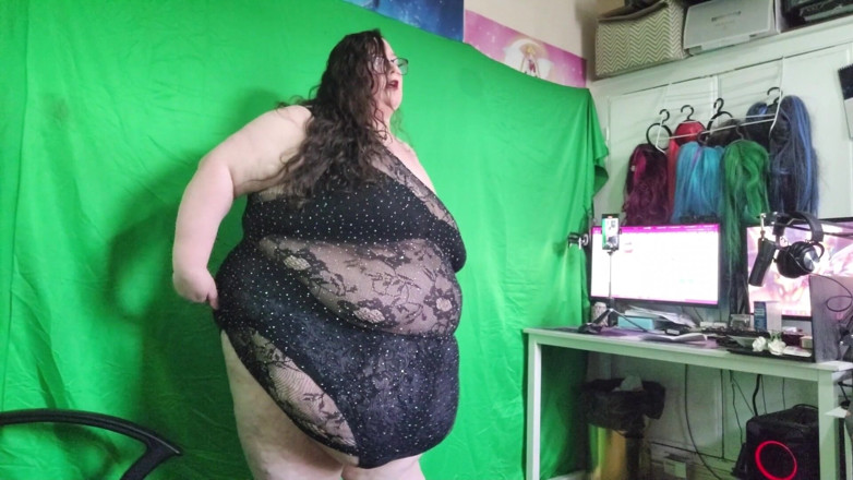 SSBBWLadyBrads: Movimenti sensuali e spogliarello sSBBW