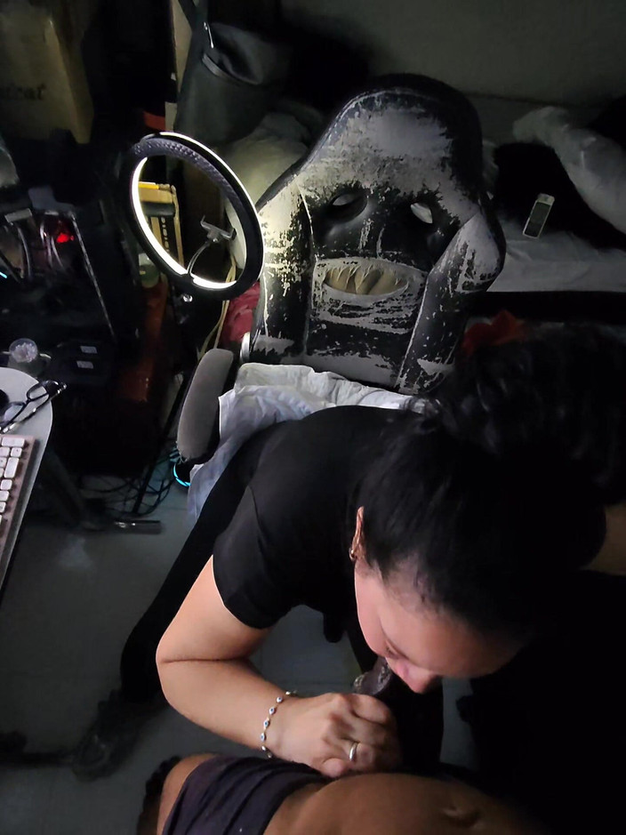 PABLO N3GROBAR: 惊喜访问喉咙女王原始第一人称视角 pukkkke