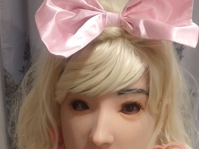 Sissy Walk (Erica Doll)