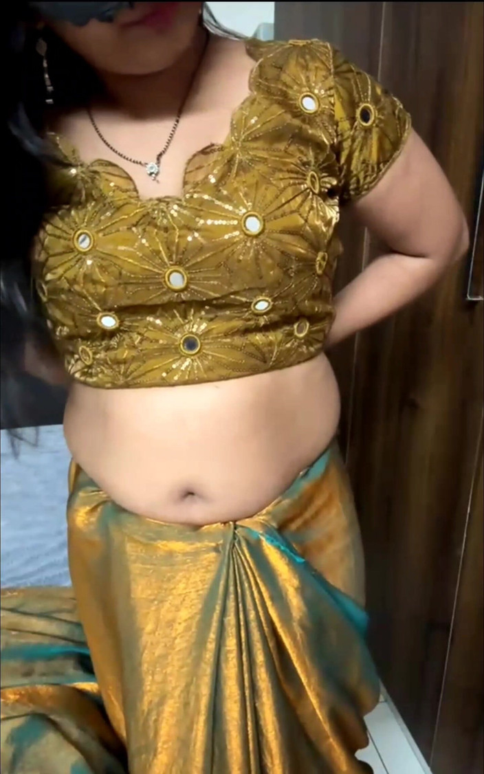 TeluguCouple901: Nejlepší saree body show a šukání (telugu)