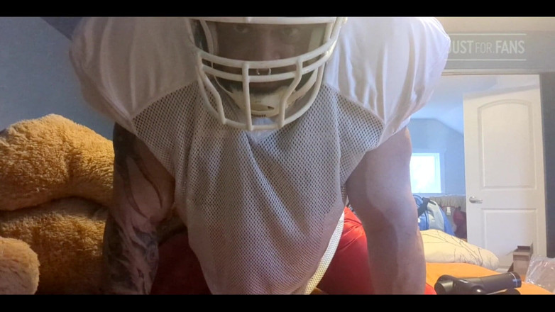 Bruiserwood: Football Gear Jerk