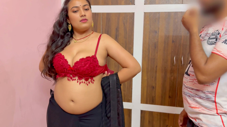 Hotty_ragini: Ragini bhabi 与 blinkit 送货男孩发生性关系，完整的印地语视频热门
