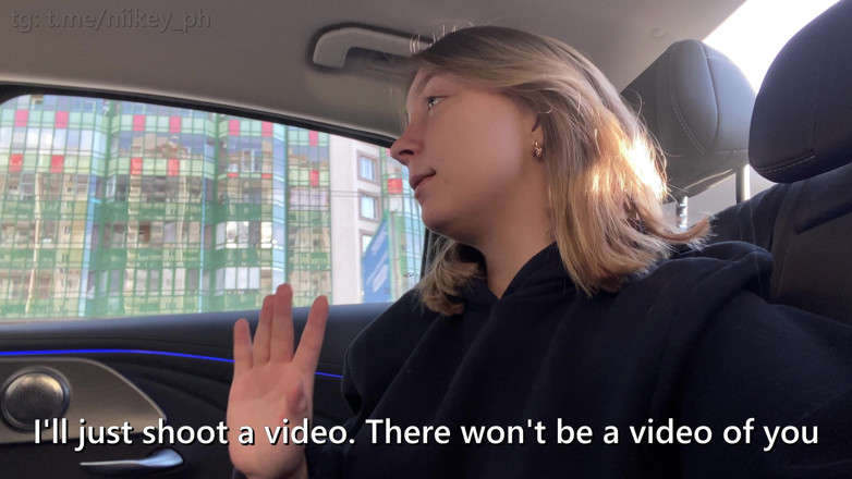 Niiikey: Girl Is Ready for Everything! Masturbates Pussy in Taxi While...