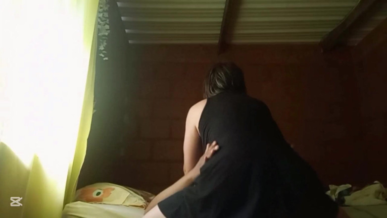 Lazosprohibidos: Meine 50-jährige stiefmutter springt auf meinen schwanz, ich gebe es ihr...