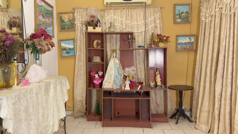 SugarPose: Bagheta magică și vraja de invizibilitate