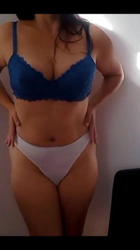 Full Body Feature the Pretty New Bra