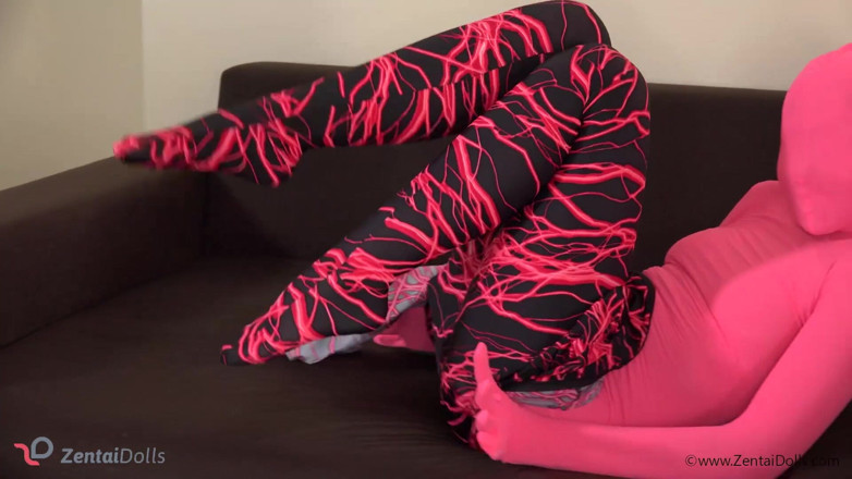 Watch4fetish: Rozbieranie się w elastanie