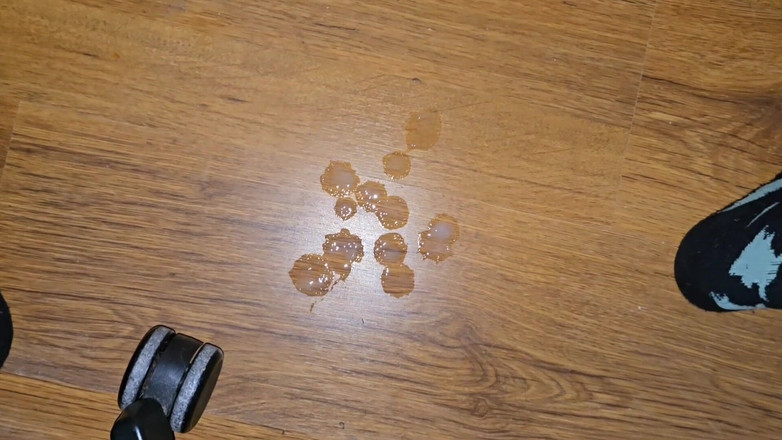 Alpha pee king: Pișare după cumming - ejaculare masivă... Apoi mă piș