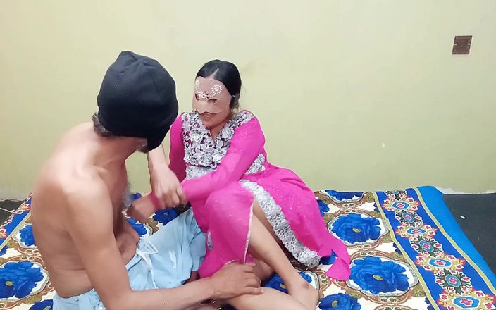 HotQueenPk: Depois de muito tempo indiana indiana fodida duro de quatro,...