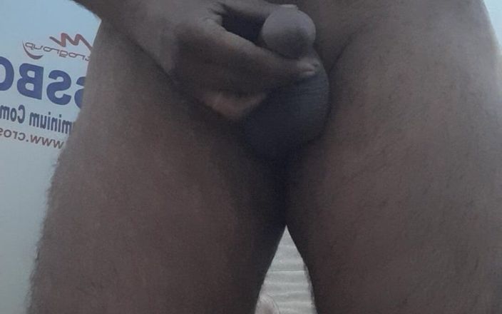 SquareAlmond6: Penismassage mit Öl