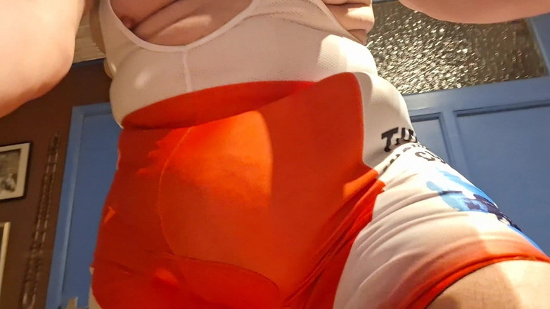 Monster_Meat_: Wrestling Suit Shows Very Very Big Bulge