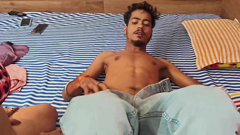 Pankaj Gupta: Universitária faz sexo hardcore com vendedor Tina Nandy