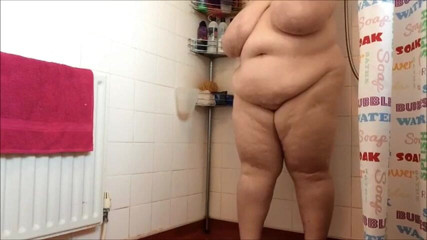 NikNak_BBW: BBW, dicke titten, dusche