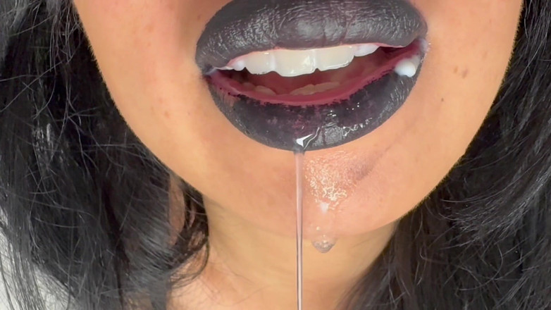 Asmr_mouth: Vaše sperma by mohla vypadat takhle na mém jazyku