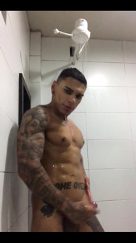 Videoclip complet cu My Bath Sepparated de părți (2 / 3) Bucurați-vă