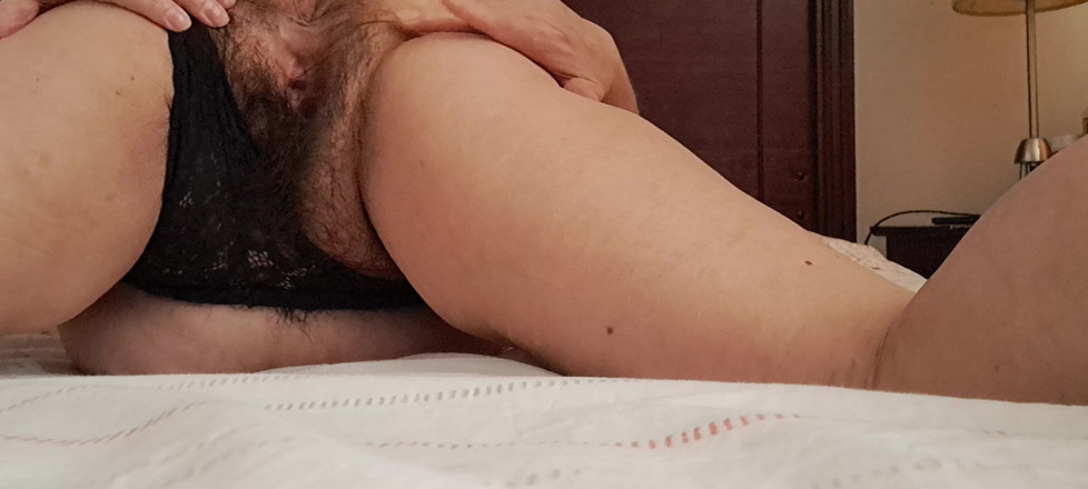 Mommy big hairy pussy: Fuck That Well Scrubbed Pussy