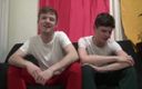 BAREBACK PARTY AT BOYBERRY CRUISING: Clip khiêu dâm đầu tiên dành cho cặp song sinh 20 tuổi