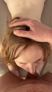 Pipe En POV Avec Éjaculation Dans La Bouche Et Avalage