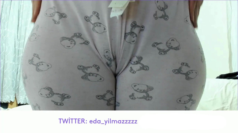 turk_milf_porno: Stydké pyžama zblízka