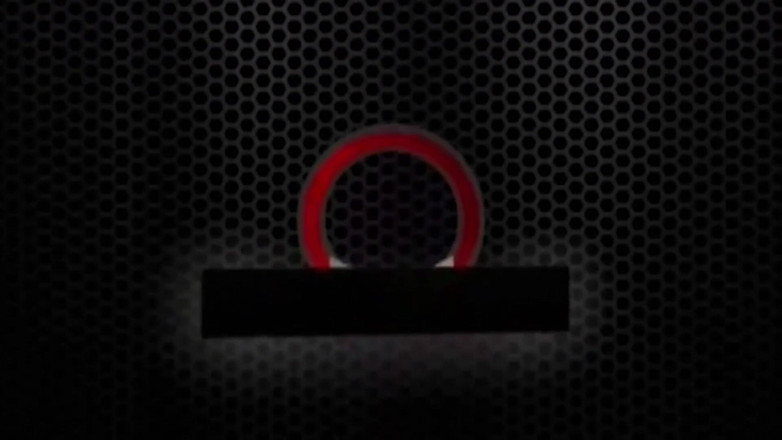 Cleo: Cleo e Roxy Ray sono due lesbiche che amano la...