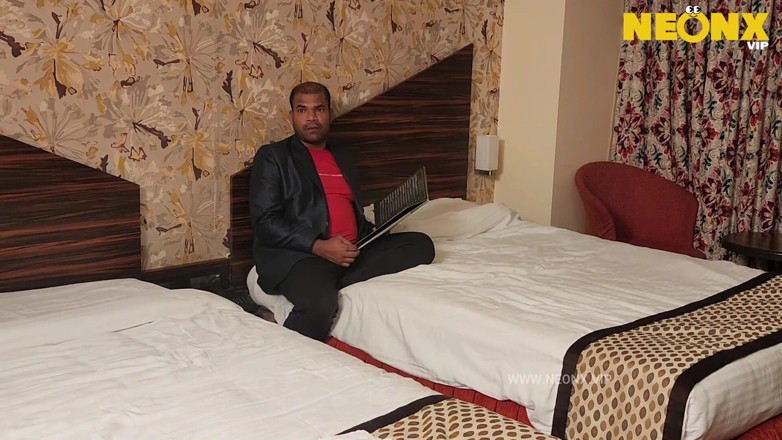 Indian Savita Bhabhi: Indiana gangu empregada de quatro sexo