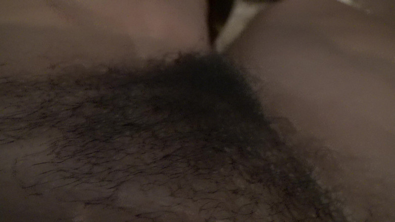 Stepmom Susan: Geile stiefmutter betritt das schlafzimmer ihres stiefsohns, um mit seinem...