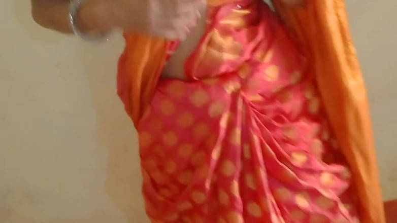 Shahilsingh119: Desi Hot Wife Fuck