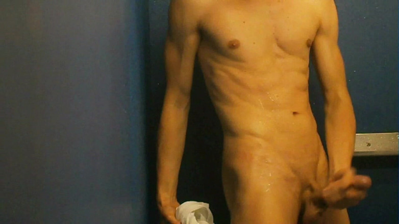 outdoor-fun: Добірка - повнофронтальний ексгібіціонізм сольного необрізаного оголеного чоловіка