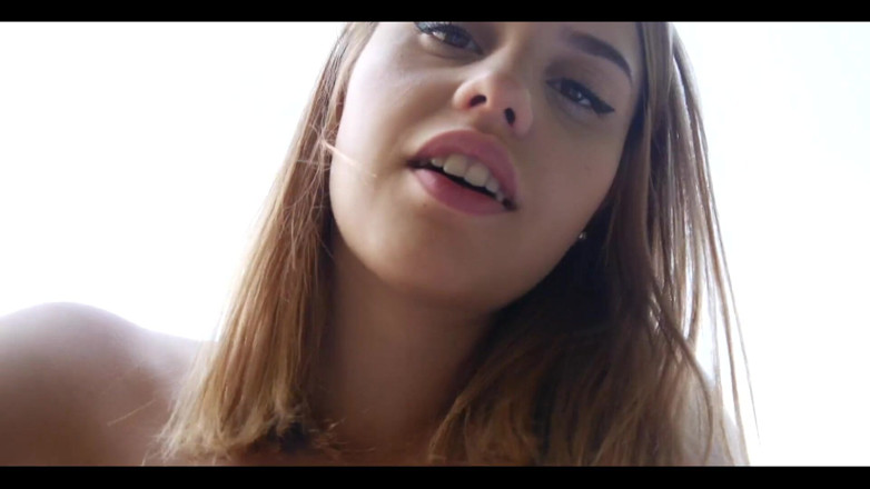 Jamie Young: Cremita caliente al aire libre!