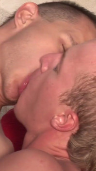 Gay - Outdoor threesome