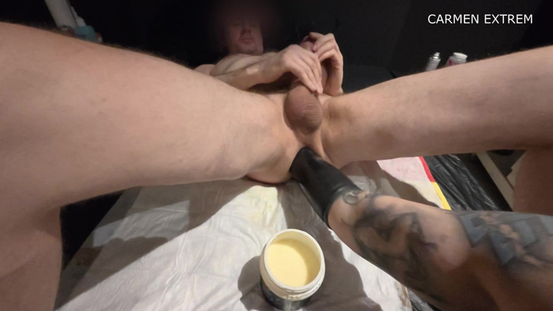 FISTINGQUEEN: Épico fisting anal con Carmen Extrem - en primer plano - metida...