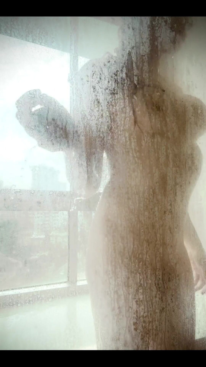 Aerie Rei: Dusche necken