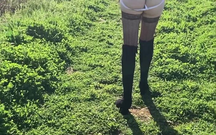 Lady Oups exhib & slave stepmom: Exhib Fucked and Blowjob Outdoor