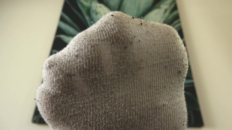 Foot Girls: Huele mis calcetines apestosas, directamente desde las zapatillas, ¡tímidas los pies!