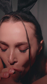 Крошку Lily Трахнули В Латексе На Послепартии