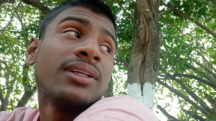 LinearOrnament35: Talking Video