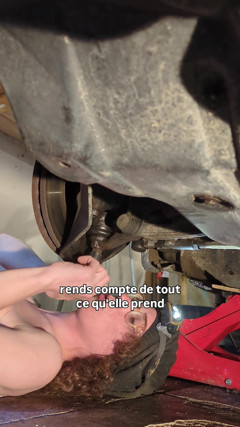 Mechanic Naked on My Car thumbnail