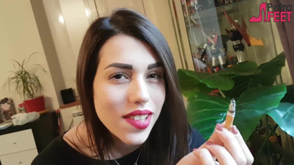 Smokin Fetish: 흑인 대물 자지에게 따먹히는 핫한 갈색 머리