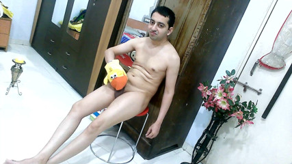Cute & Nude Crossdresser: สาวน้อยข้ามเพศเซ็กซี่ ฟemboy Sweet Lollipop สวมผ้ากันเปื้อนคู่กับบราและกระโปรง