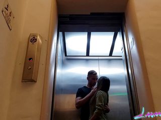 Lanmi Miami: Sex in the elevator
