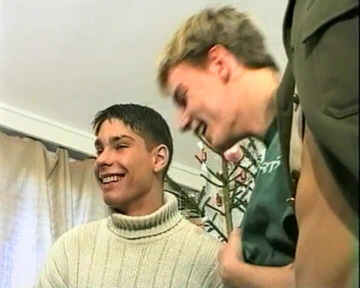 90s Gay VIntage Rough: Sert yarak uzun derin bir sakso çekiyor #3