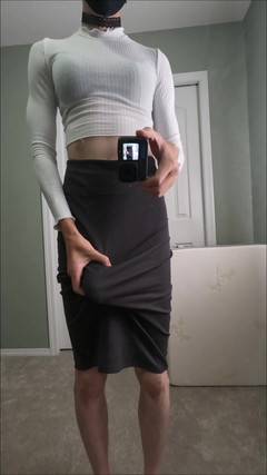 Mistress Mel: Vykuchej mi ptáka a nechte si celou tvář pokrytou