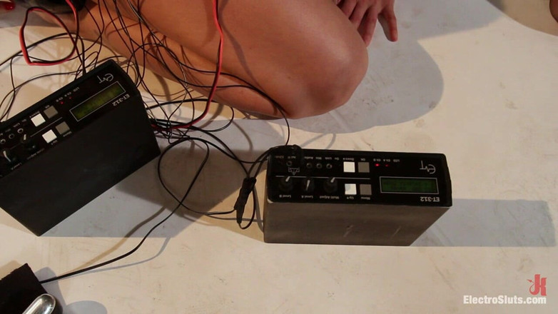 Electrosluts by Kink: The Stalking of Chanel Preston: an Electrosluts Feature