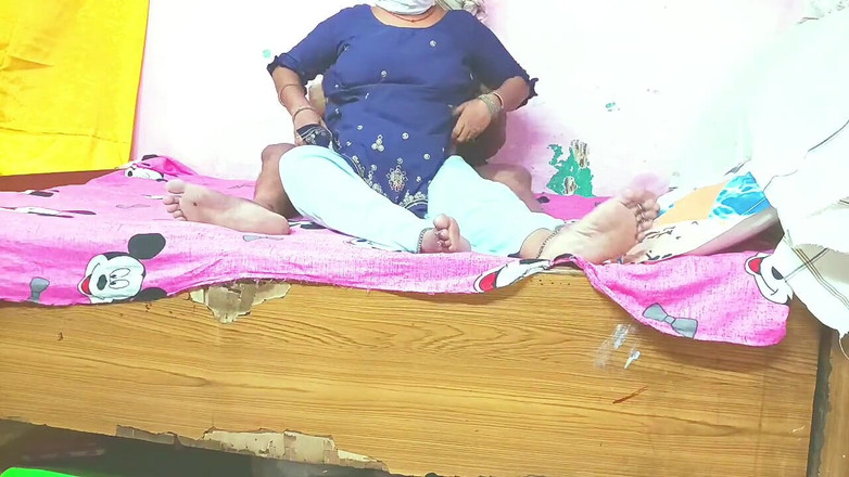 Priyabhabhi2011: Секс-видео индийской новой замужней пары дези