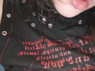 Inked Devil Xxx: Punk adolescente + 18mom natural grandes lábios e peitos